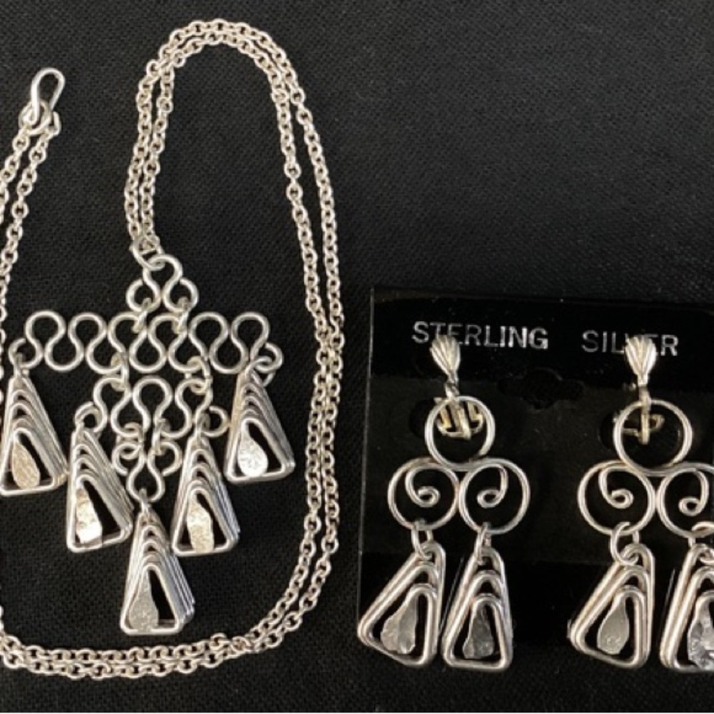 Modernist middle eastern silver pendant necklace and earrings